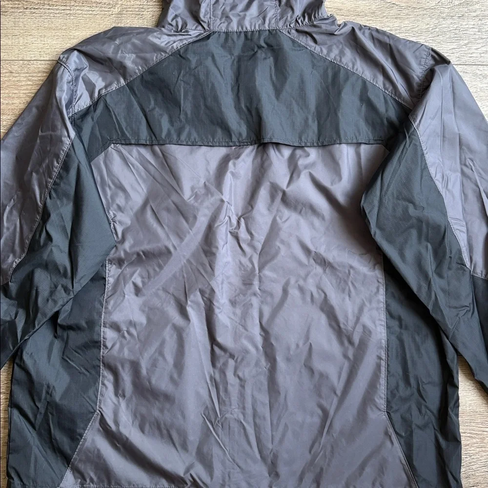 Columbia lightweight versatile